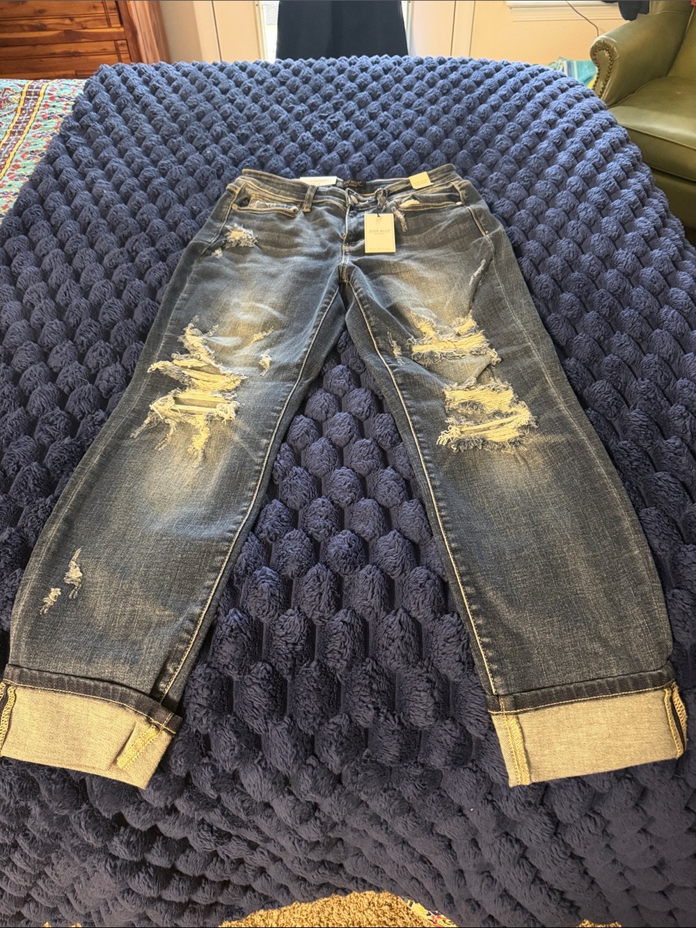 Judy Blue Dark Blue Boyfriend Jeans with Distressed Details